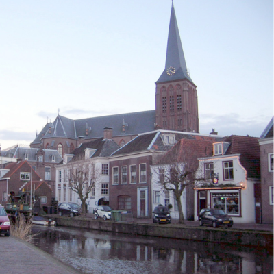 Kerk aan water in Maarssen