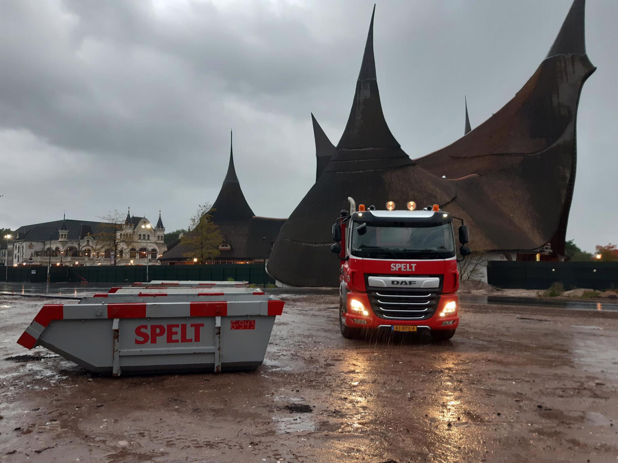 Container huren kaatsheuvel Spelt auto en container voor de Efteling