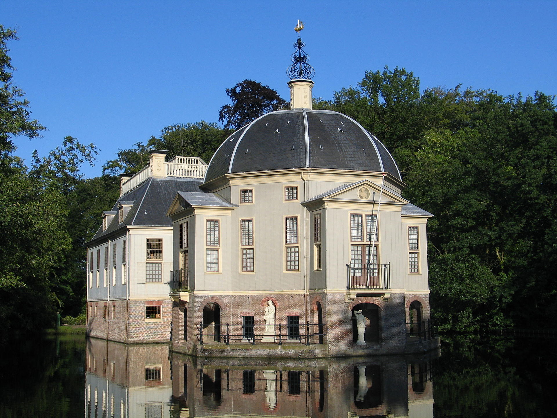 Trompenburg op de foto